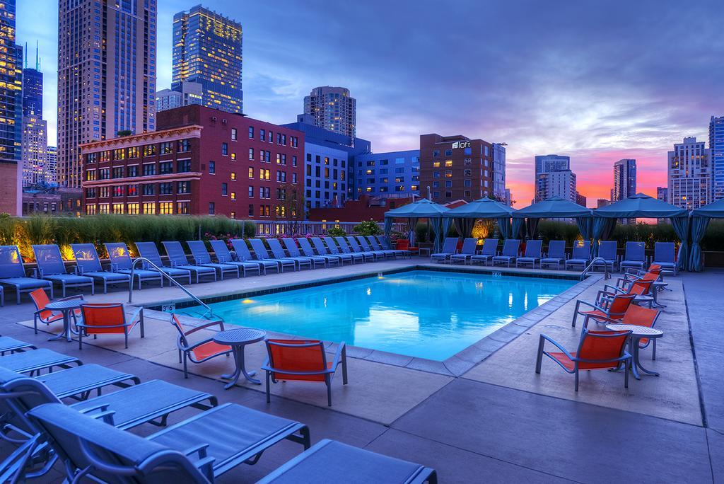 The Penthouse At Grand Plaza Aparthotel Chicago Exterior photo